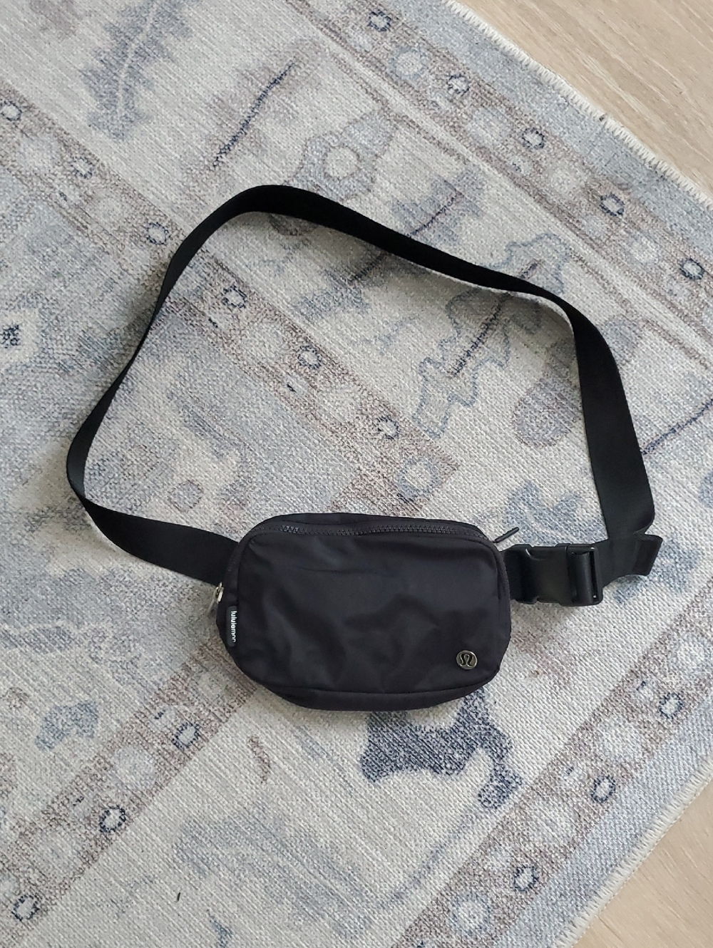 Lululemon Black Everywhere Belt Bag Fanny Pack Crossbody Purse